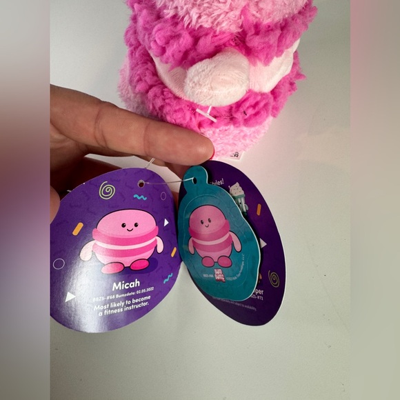 Micah the Macaron BumBumz - Picture 4 of 4